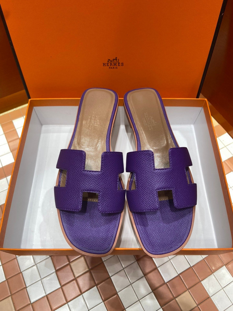 HERMES WOMEN SANDEL PURPLE