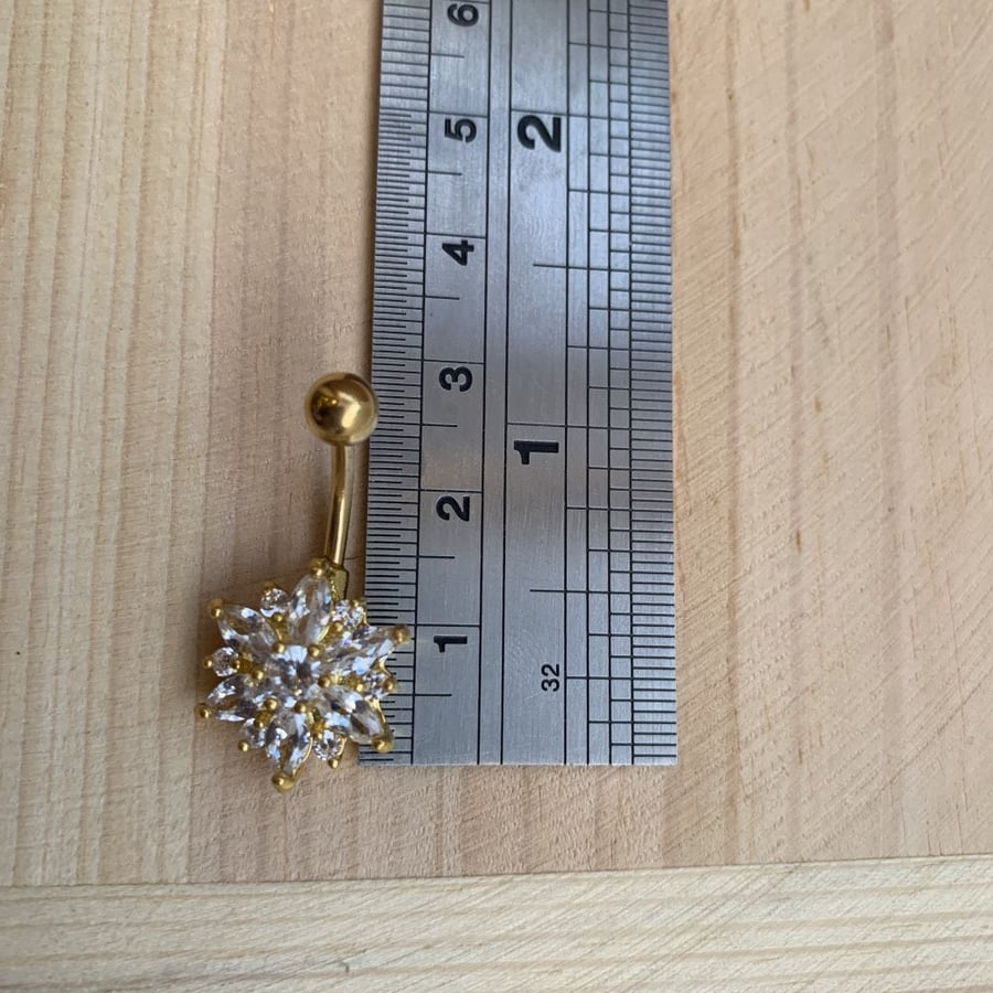 حل سرة كرستال فخم ذهبي 14g