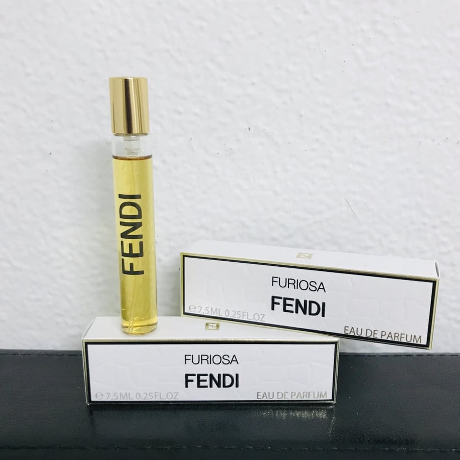 عطر فندي  فوريوزا بخاخ 7.5 ml