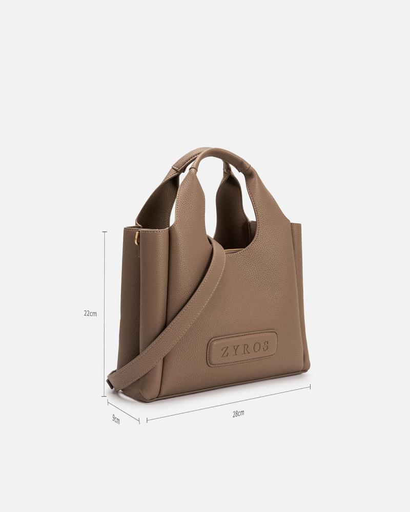 Stylish brown leather bag