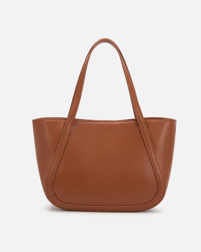 Women's bag with a classic design in brown