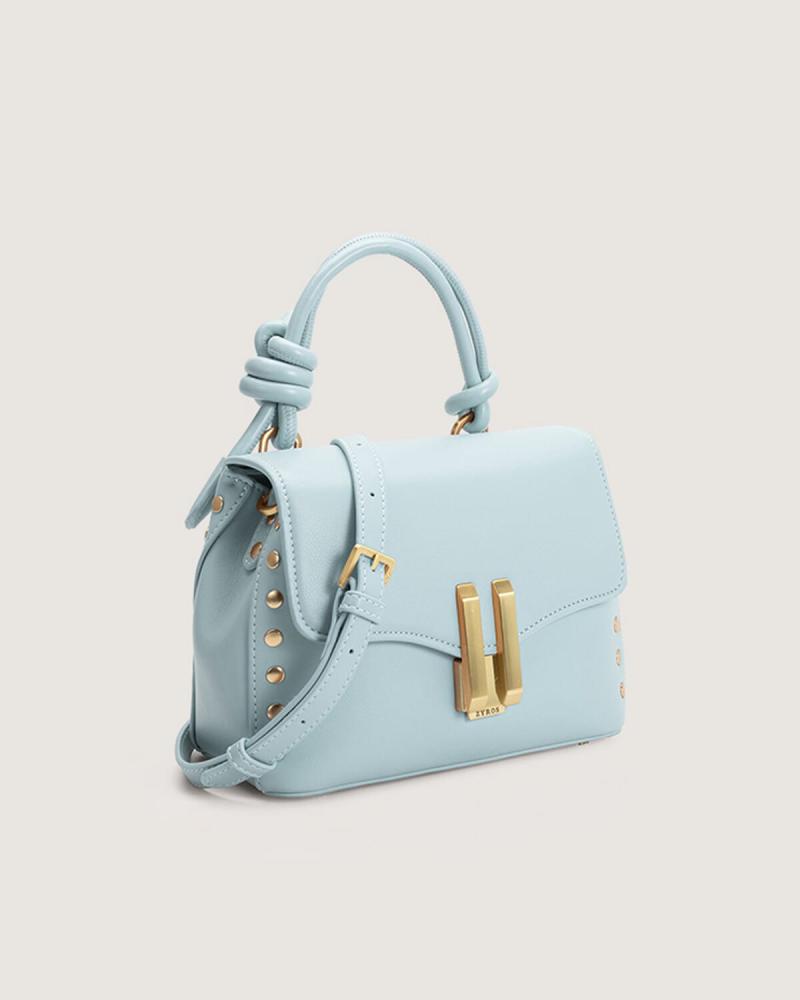 Medium-sized women's bag in light blue