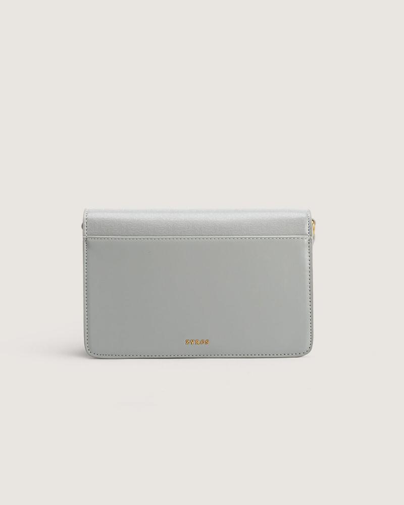 A medium-sized bag in blue