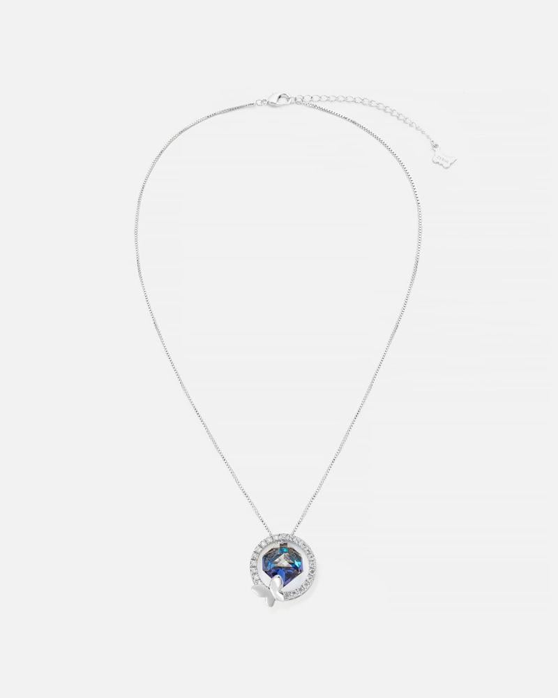 Elegant women's necklace in silver