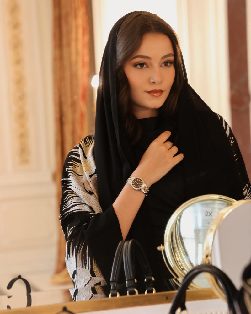 ساعة نسائية ستيل بلون ذهبي وفضي