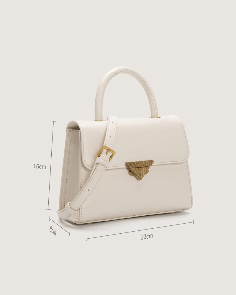 Elegant women's bag in white