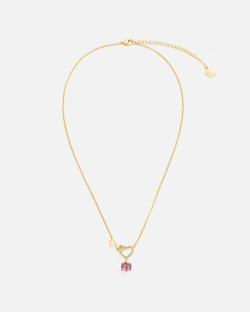 Delicate women's necklace in gold color