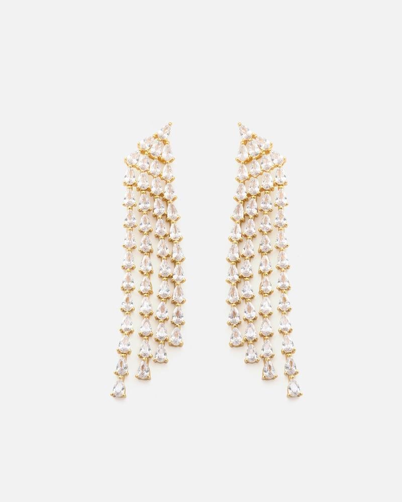 Elegant women's gold earrings