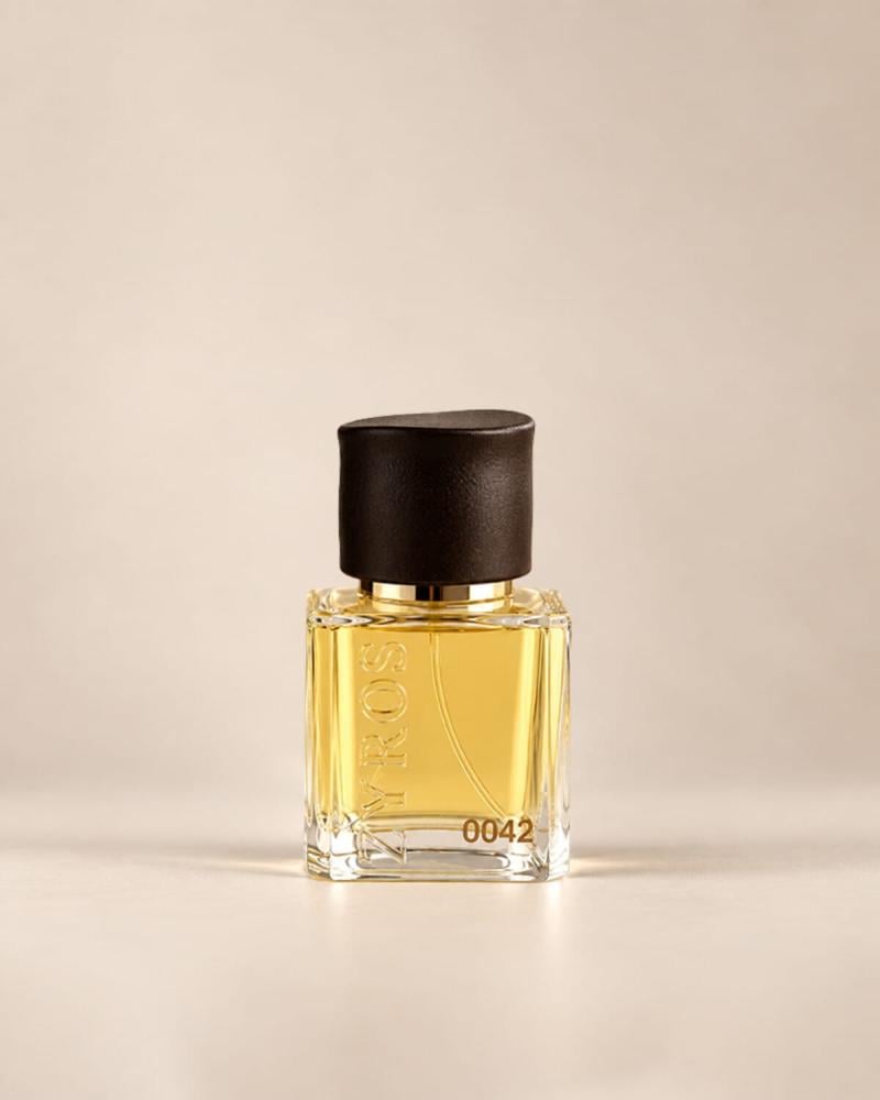 عطر الثاني والأربعون النسائي 30 مل