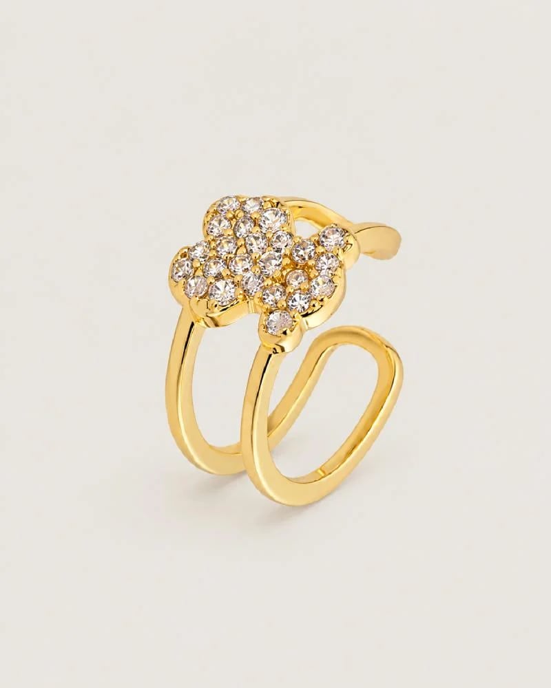 Women's single earring in gold