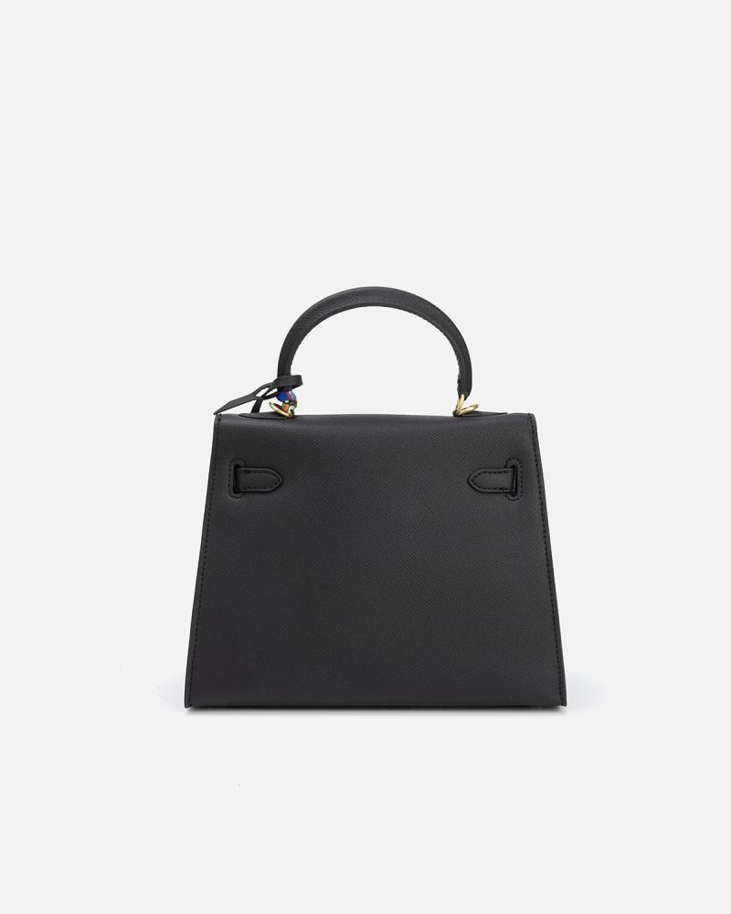 A women's bag that embodies modern elegance in black