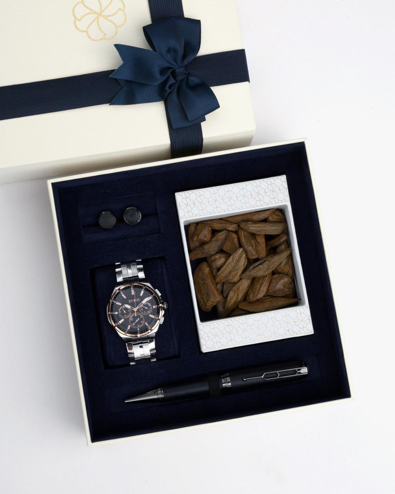 Men's gift box in silver and black