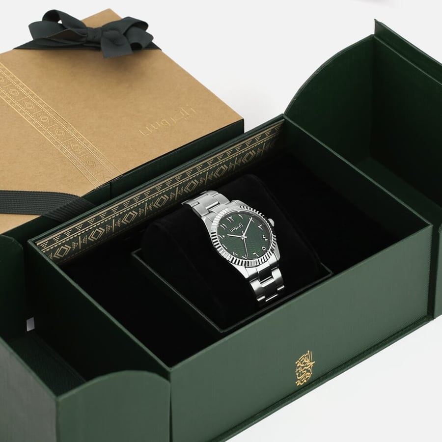 ZAS232M | Steel watch for men with a classic design on the occasion of the National Day in silver color