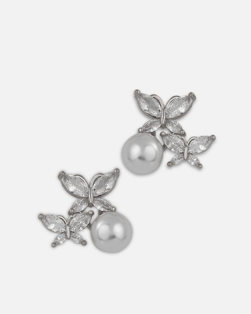 Elegant women's earrings in silver