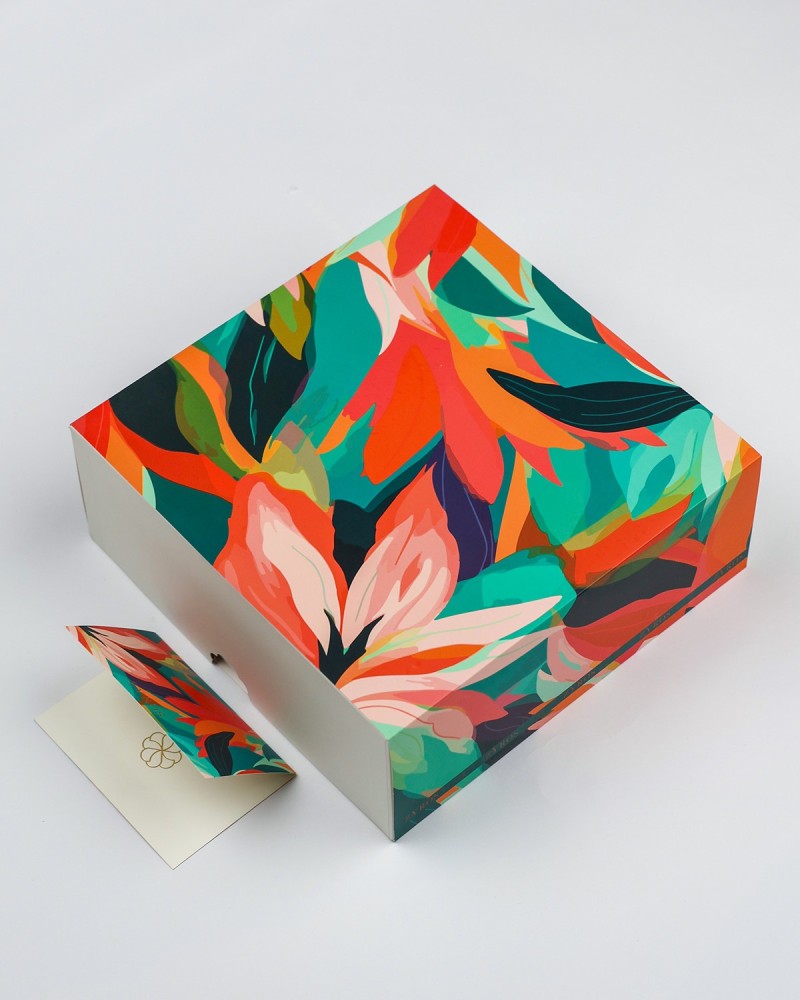 Elegant women's gift box