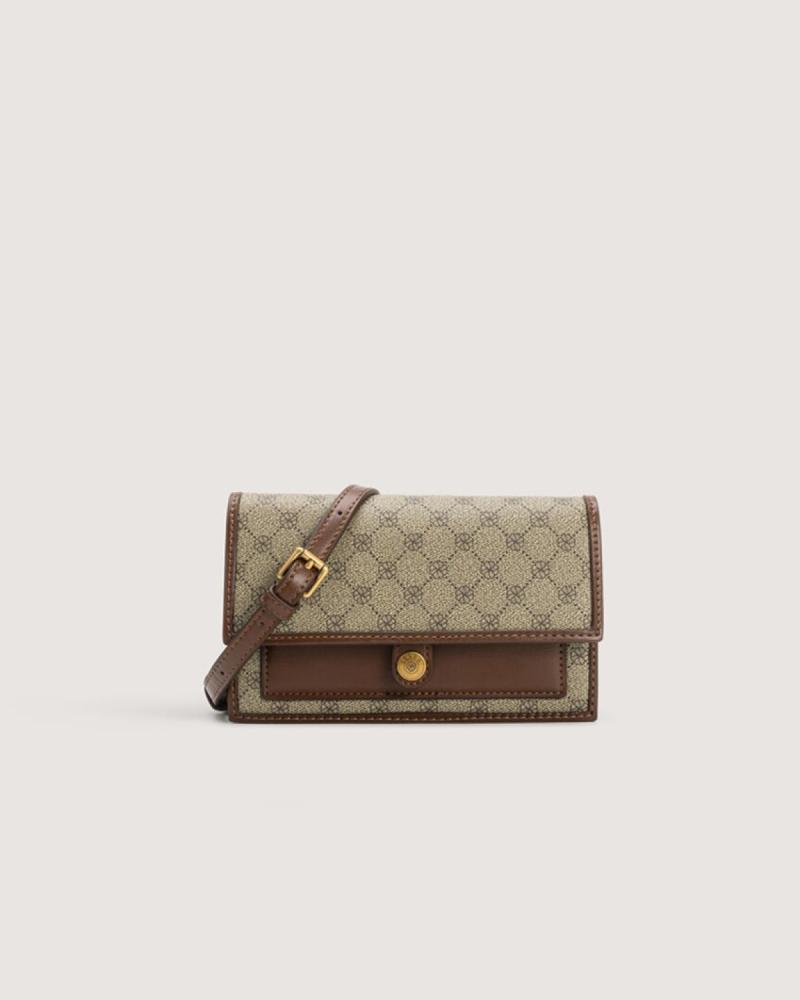 A small brown bag for all occasions