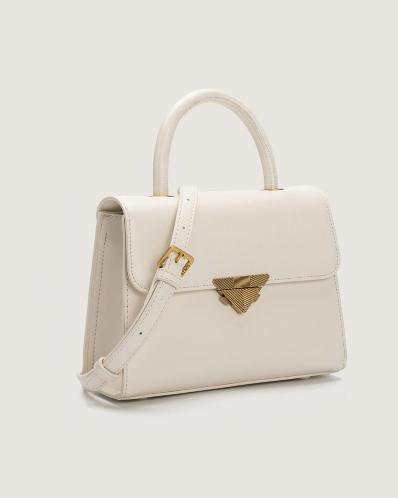 Elegant women's bag in white