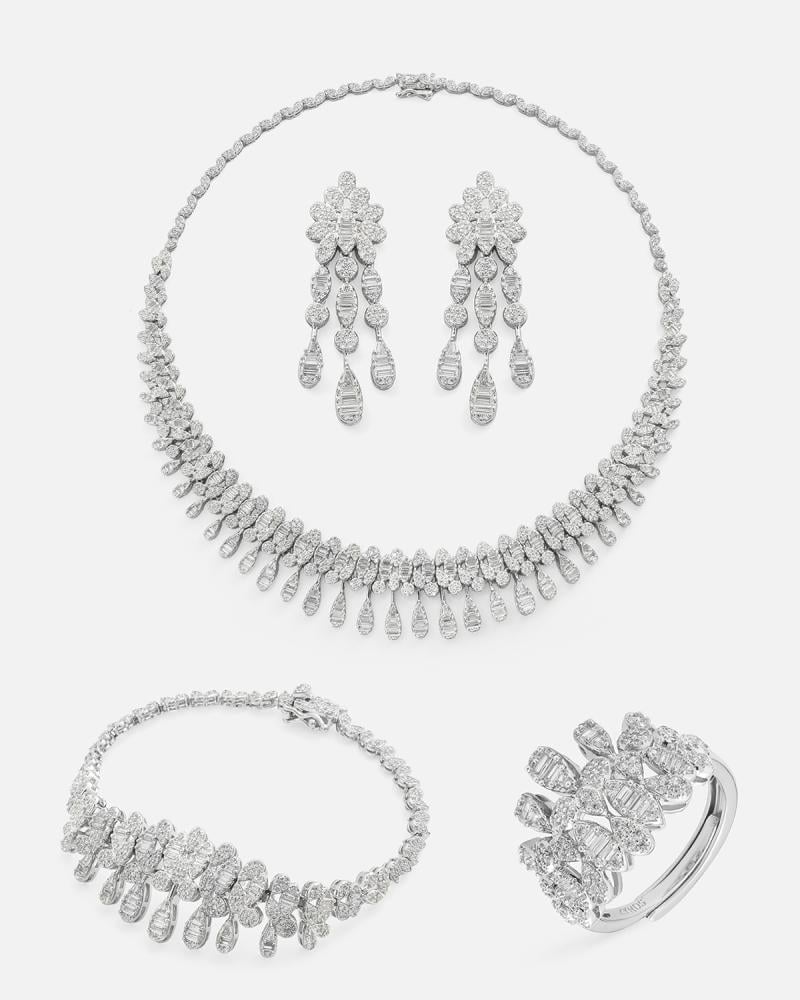Women's Zircon Set in a distinctive silver color
