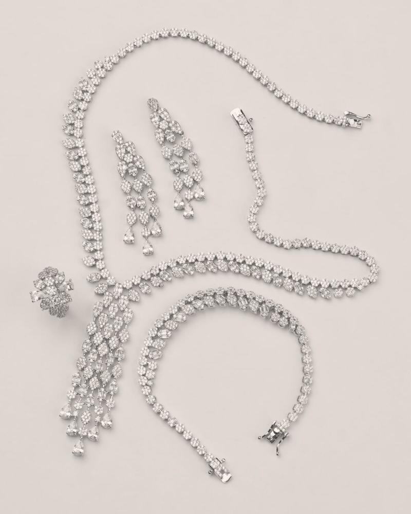 A women's gift suitable for your important occasions