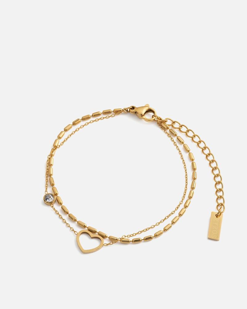 A women's bracelet in gold color with an attractive design