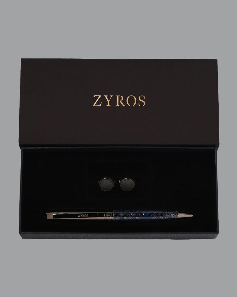 A gift for men to shine with simplicity and charm