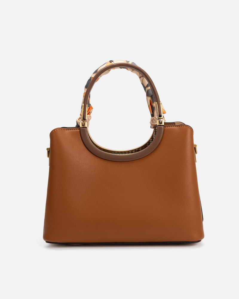 Women's bag with an elegant design in brown