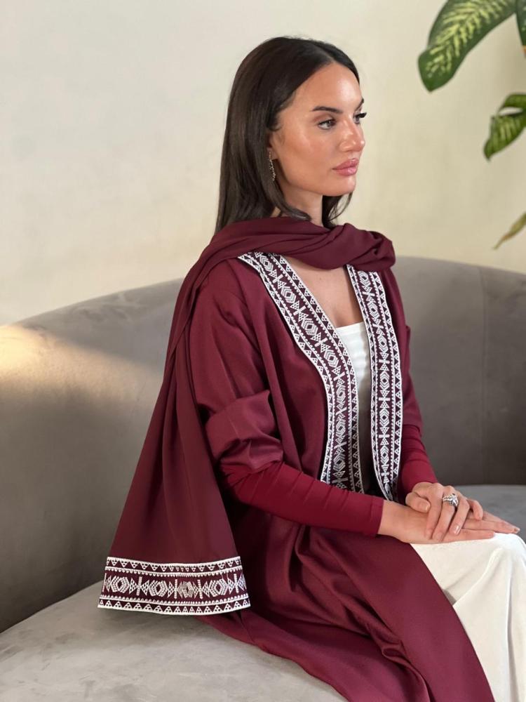 عباية القماش كريب مع تمصيم قريد من نوعه