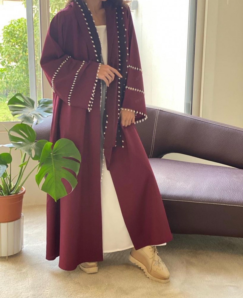 عباية فاخرة اللون عنابي مع شك لولو