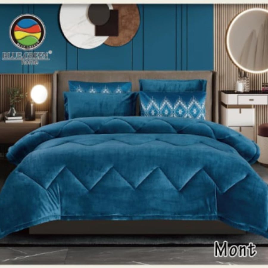 Simple winter duvet queen 4 pieces MONT