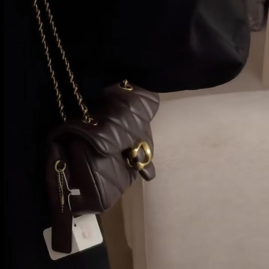 كوتش كلاسيك بني