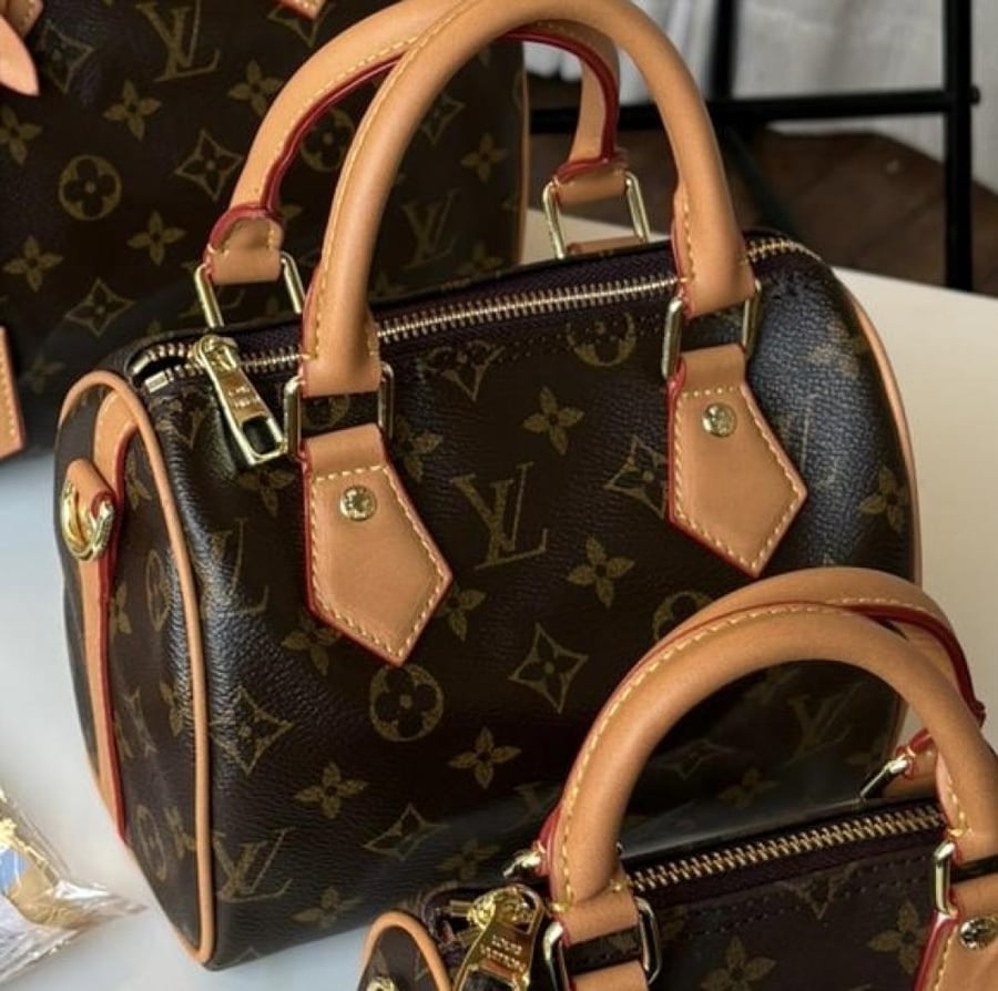 LV حجم  (M (20cm غامق