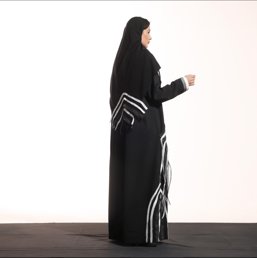 (FD) White X Black Triangle Layers