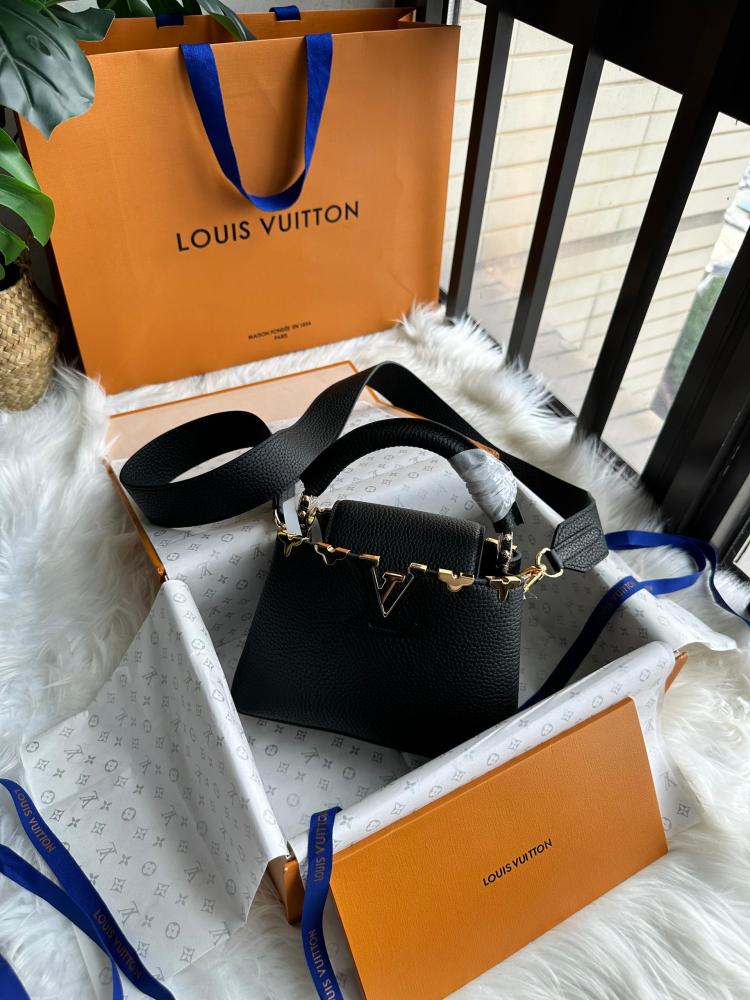 LV capucines
