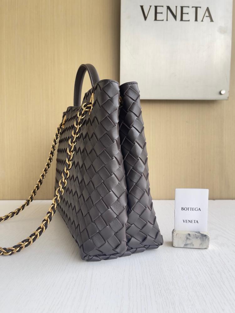 BOTTEGA VENETA Medium Andiamo