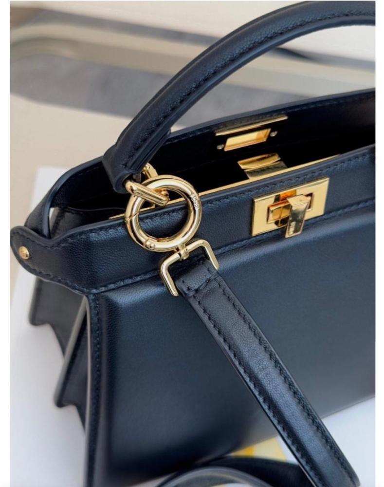 FENDI PEEKABOO ISeeU