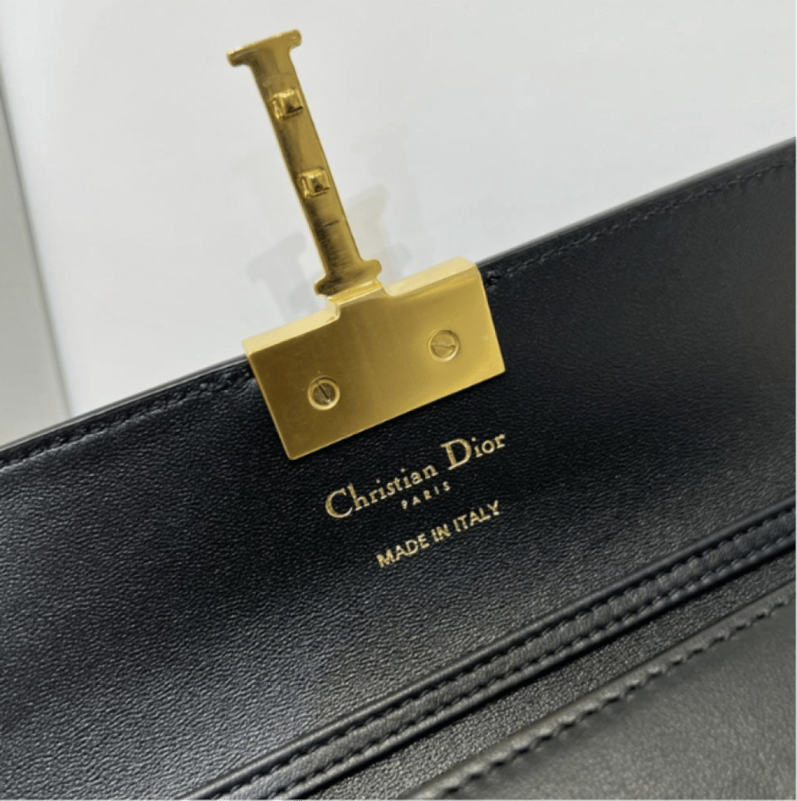 ديور MISS MONTAIGNE مقاس 20cm