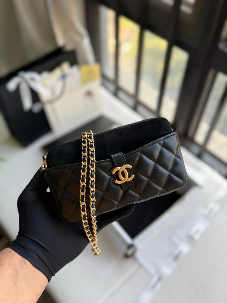 CHANEL cross  bag