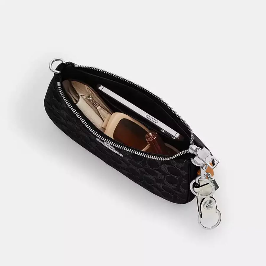 Teri Shoulder Bag In Signature Denim