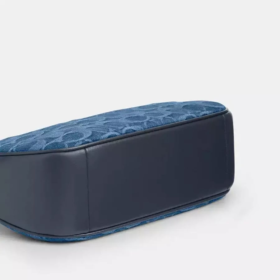 Teri Shoulder Bag In Signature Denim