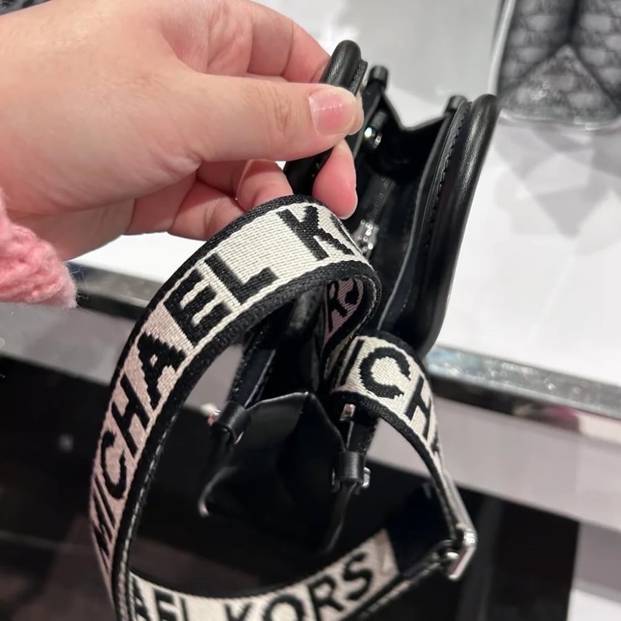 Mini Mirella Crossbody