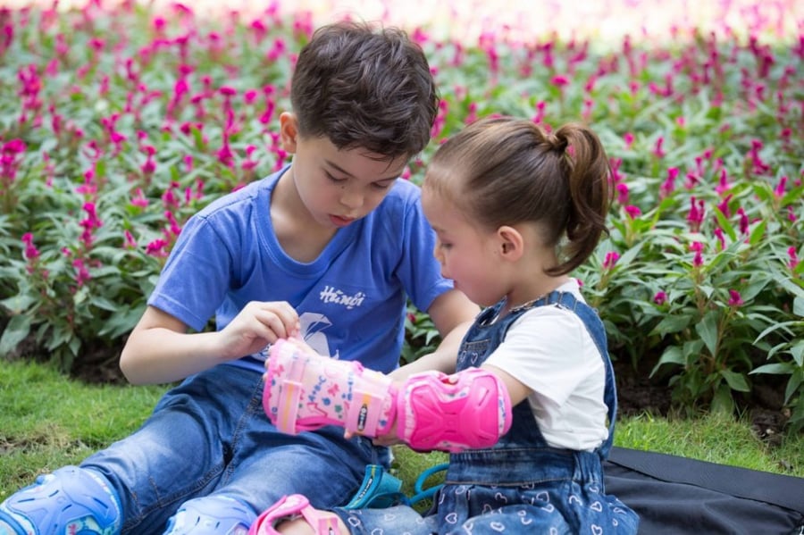 Kids safety pink
