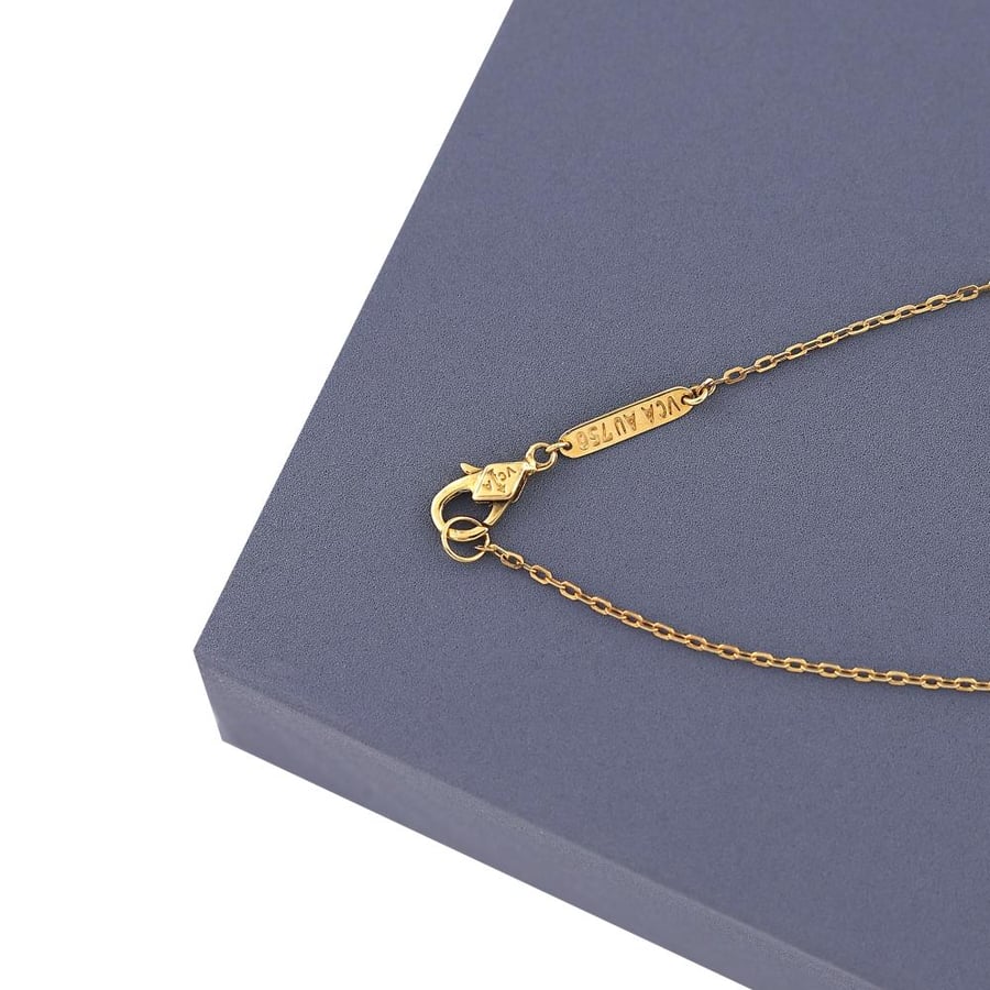 Gold necklace 18 karat diamond design