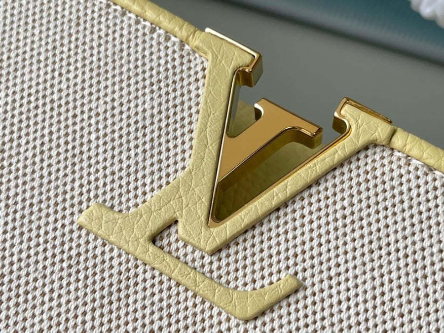 LV Capucines