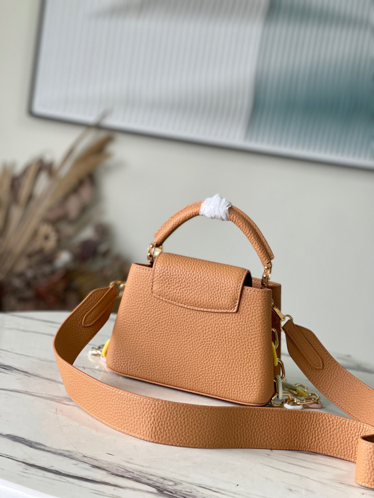 LV Capucines