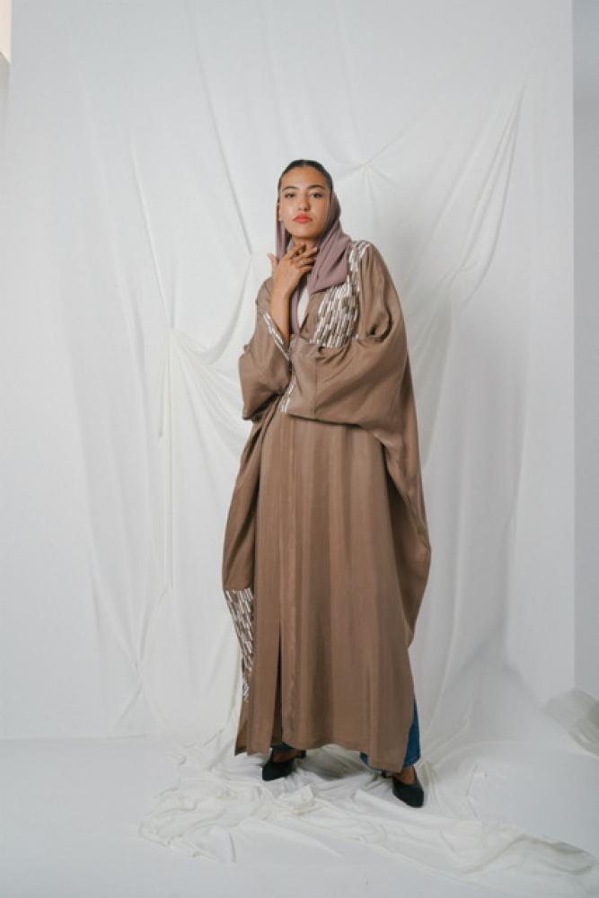 Linear Muse - Beige