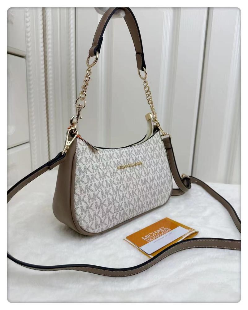 Michael Kors Jet Set Shoulder Bag