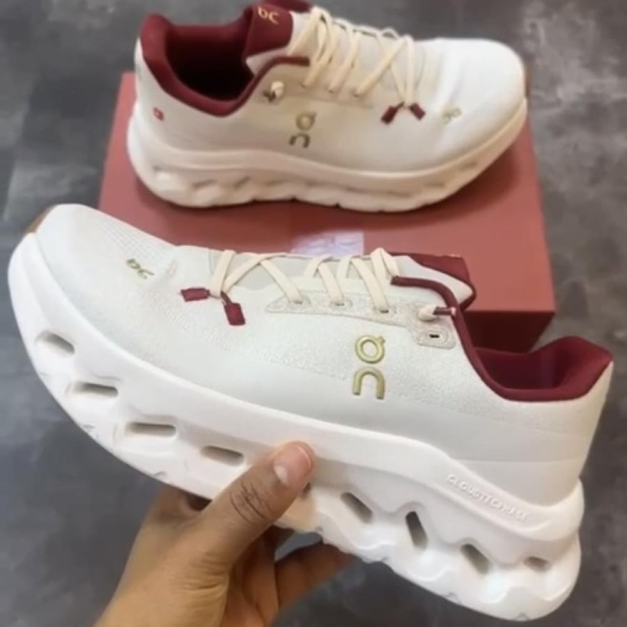 On Running Cloudtilt "Pearl Ivory" sneakers