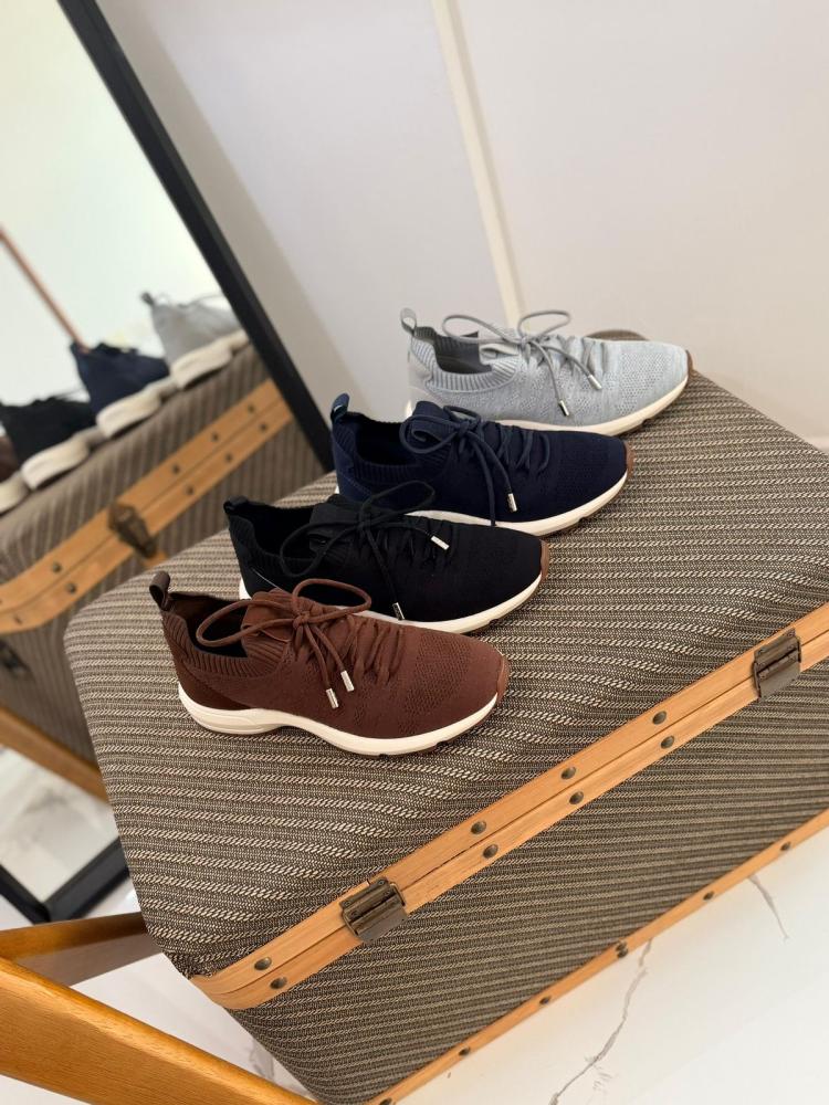 Dior Shoes B800 Knit Sneakers