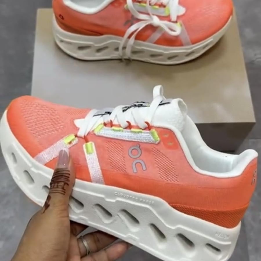 On Running Cloudeclipse mesh sneakers