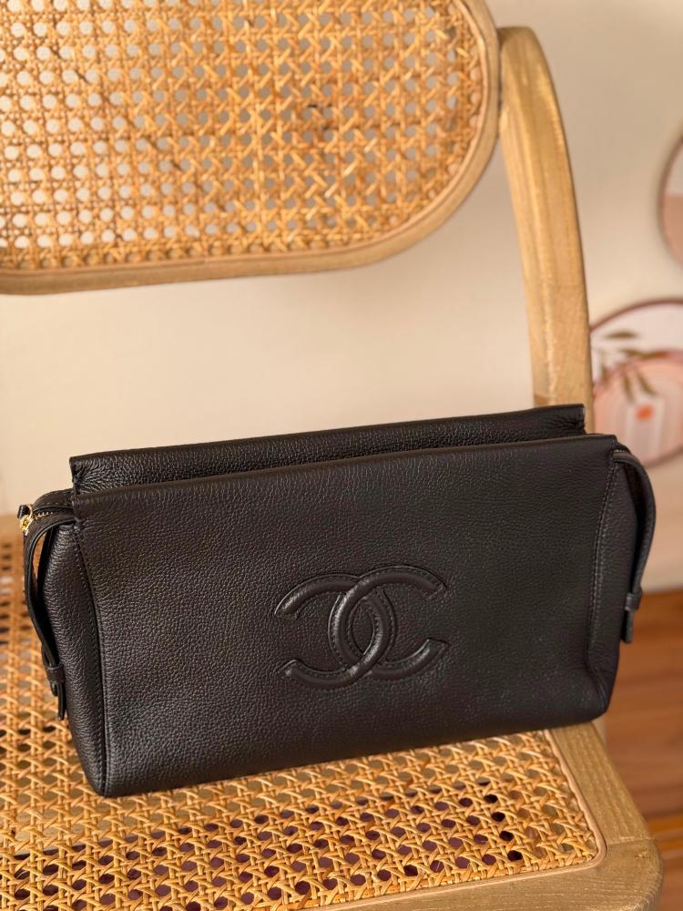 Chanel CC Logo Large Messenger Bag